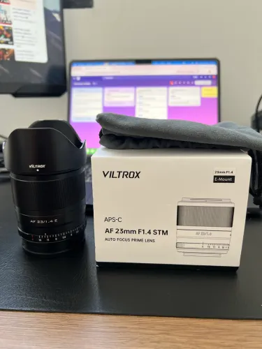 Viltrox AF 23mm f/1.4 STM para Sony E (APS-C)