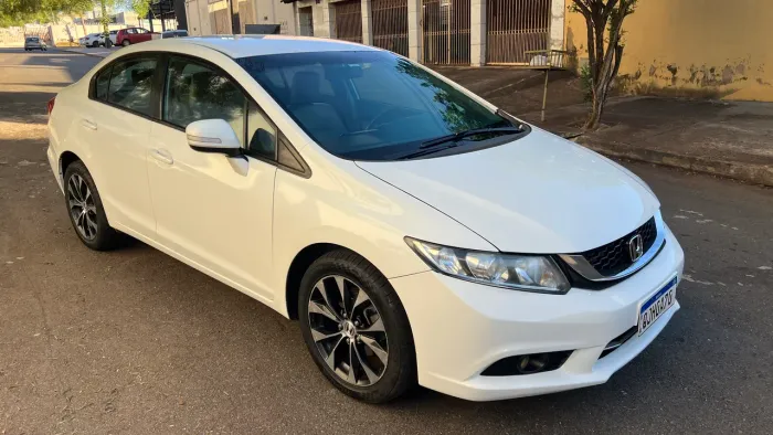 Honda Civic Sedan LXR 2.0 Flexone 16V Aut. 4P 2016