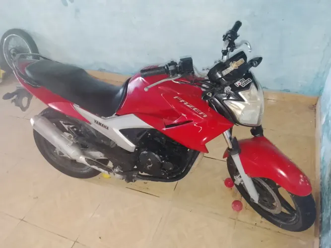 Fazer 250
