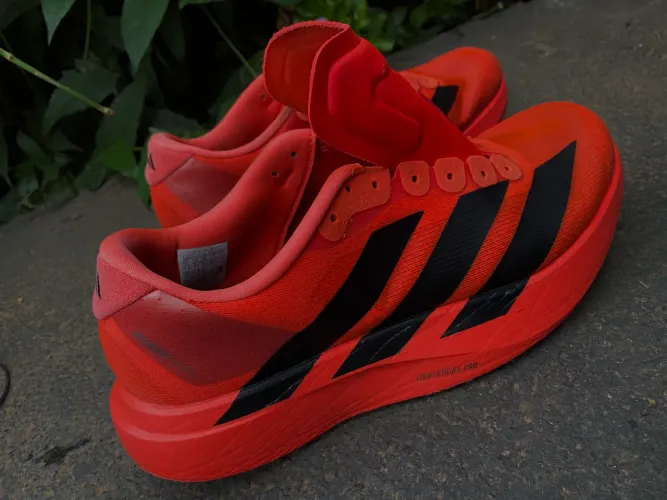 Tênis de corrida Adidas Evo Sl