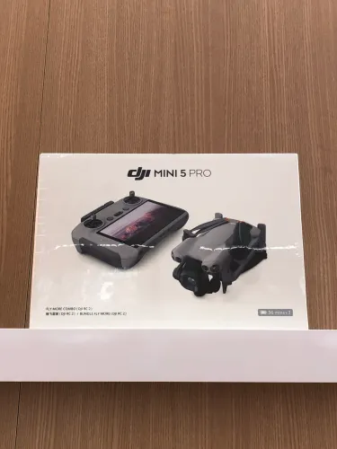 DJI Mini 5 Pro - Combo com Tela