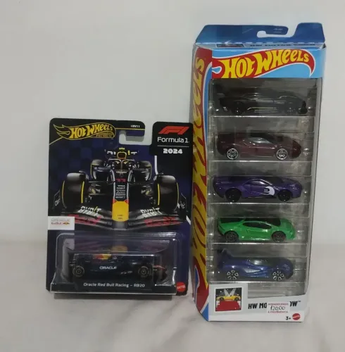 Hot wheels formula 1 e pack motor show 2025