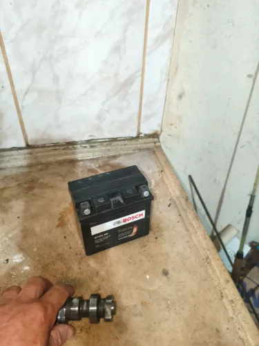 Bateria 80% Titan 150 partida elétrica