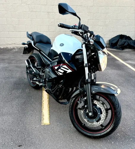 Yamaha XJ6 N ABS 2015/2015 (Particular)