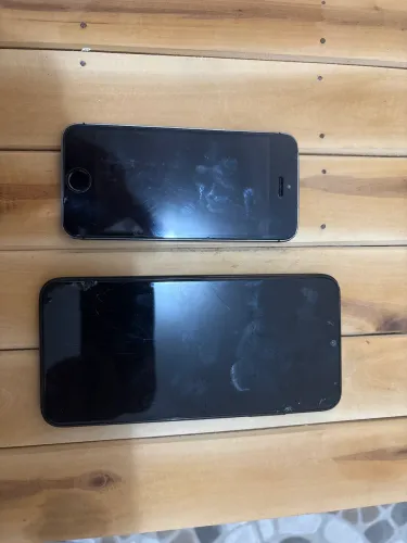 iPhone 5 e Redmi 8 . Retirada de peças 