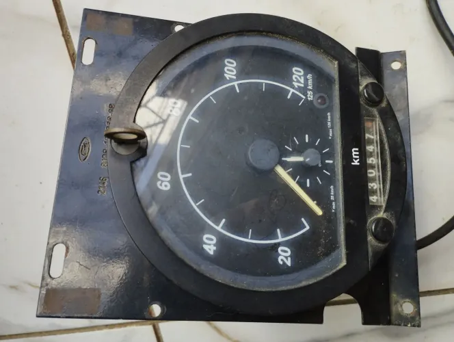 Vende-se tacógrafo 12 volts