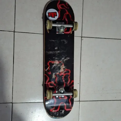 Skate profissional completo usado