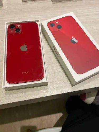 iPhone 13 128gb vermelho