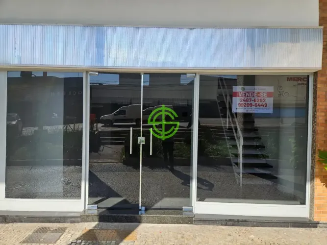 LOJA À VENDA NO CADEG - FRENTE PARA RUA - RIO DE JANEIRO