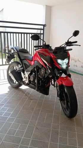 Cb 300f Twister