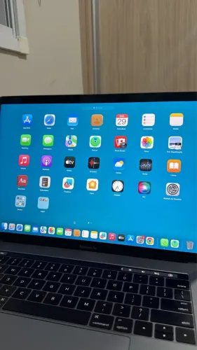 MACBOOK PRO
