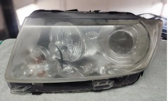 Farol LE Grand Cherokee Laredo 