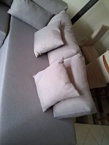 Vendo Sofá de canto , em bom estado . 