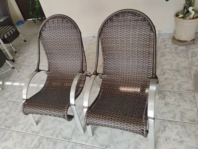 Poltrona de alumínio com junco