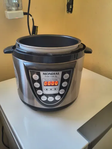 Panela elétrica mondial pratic Cook 4l