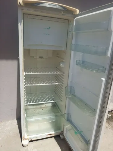 Geladeira Frost free