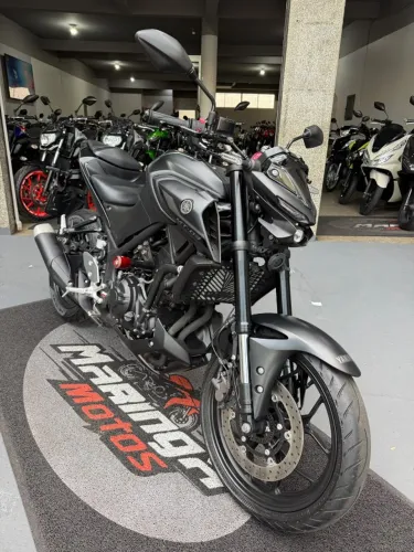 YAMAHA MT-03 2023 ESTADO DE 0KM - NA MARINGÁ MOTOS