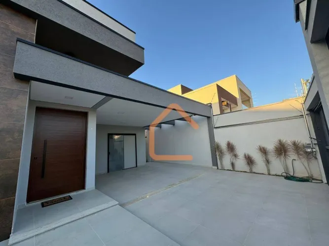 Casa com 3 dormitórios à venda, 165 m² por R$ 1.300.000 - Santa Rita II - Pouso Alegre/MG