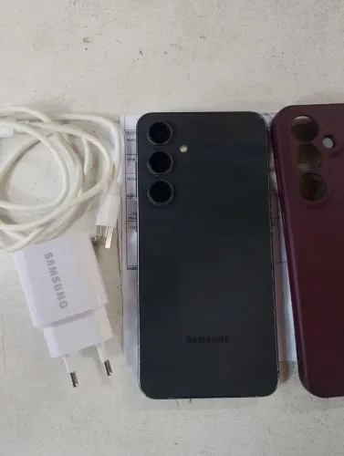 Samsung S24 FE 5G, 256gb, resistente a água, C nota fiscal...