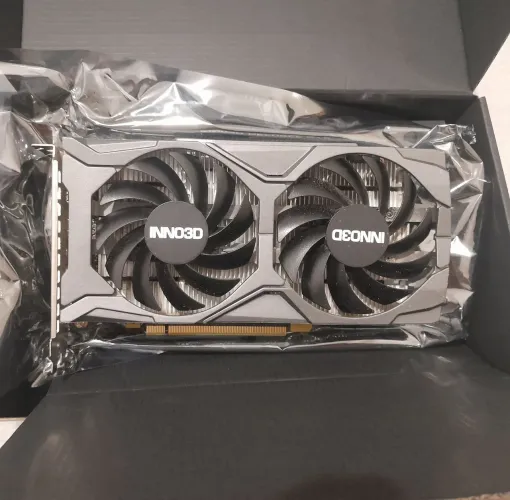 Placa de video GTX 1650 4GB