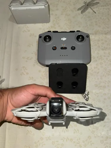 Vendo drone DJI Neo 4K Fly More Combo