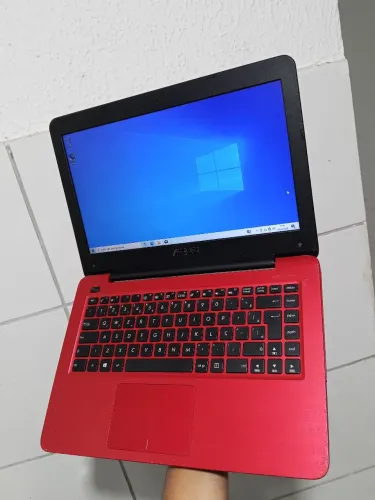 Notebook Asus core i3+SSD 240 GB +bateria boa/ bem conservado