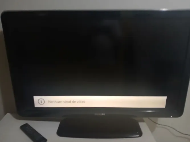 TV LCD PHILIPS