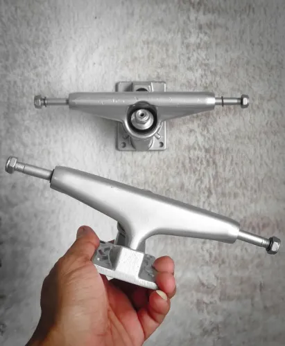 Skate (Trucks)