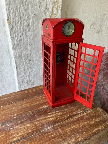 Cabine telefônica decorativa 