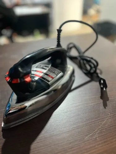 Ferro a Vapor Black Decker FX3900 Base cerâmica 220V - 2000W