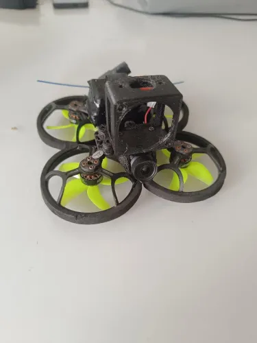 Drone Cinewhoop racer digital