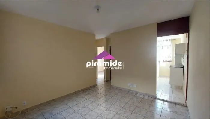 Apartamento para alugar com 2 quartos, 1 vaga e 1 banheiro.