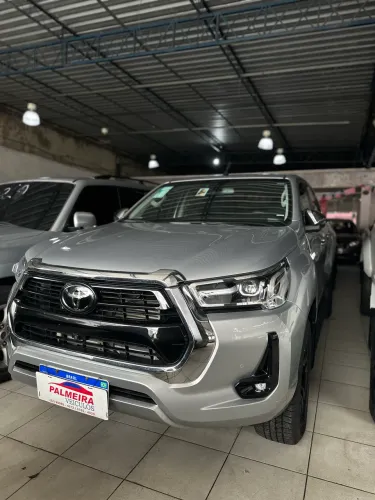 Toyota Hilux CD SRX 4X4 2.8 TDI 16V Diesel Aut. 2025