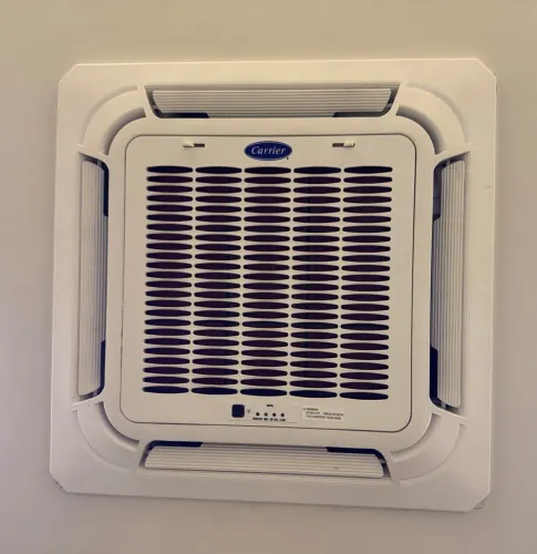Ar Condicionado e Condensadora de Teto Split Cassete Carrier 18mil BTUs Quente/Frio 220v