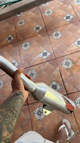 Vendo escapamento lander 250
