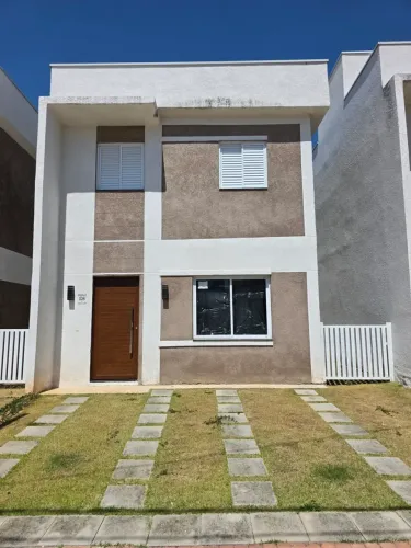 Casa para venda com 90 metros quadrados com 2 quartos em Piracangaguá II - Taubaté - São P