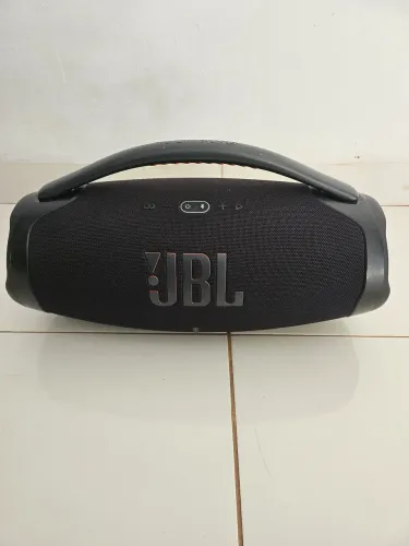 JBL Bombox 3 semi nova