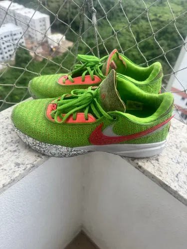 Nike LeBron XX
