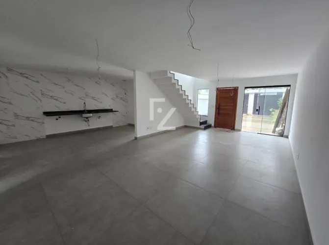 Casa à venda em Rio de Janeiro, Jacarepaguá, com 5 suítes, com 180 m², Vale do Ipê