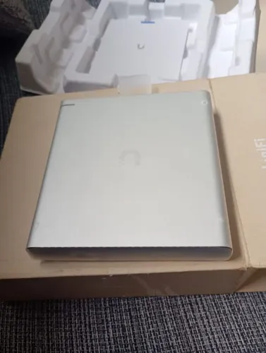 Servidor De Gerenciamento Ubiquiti Unifi Cloud Uck-g2+ssd1tb