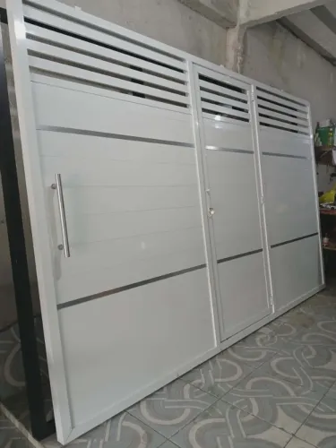 PORTÕES DE GRAGEM DE ALUMINIO COM ISTALAÇÃO.