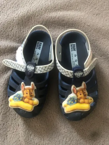 Sandália patrulha canina 23/24