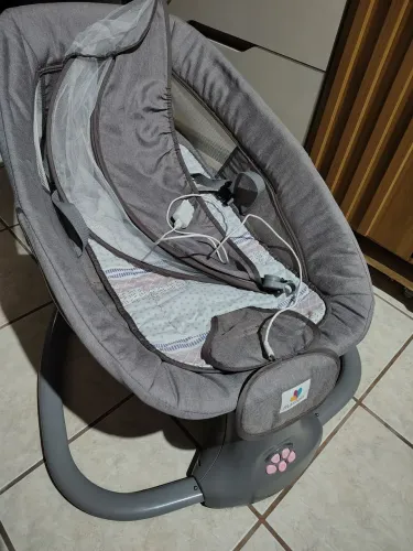 Cadeira de balanço bebê 