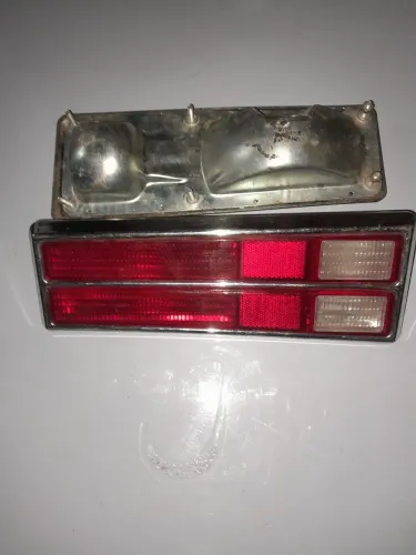 Lanterna traseira corcel 1