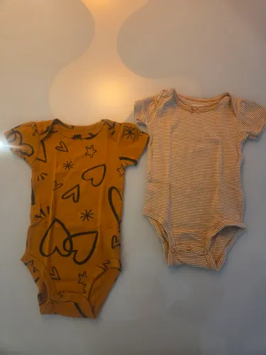 2 Bodies Carter's - 9 meses