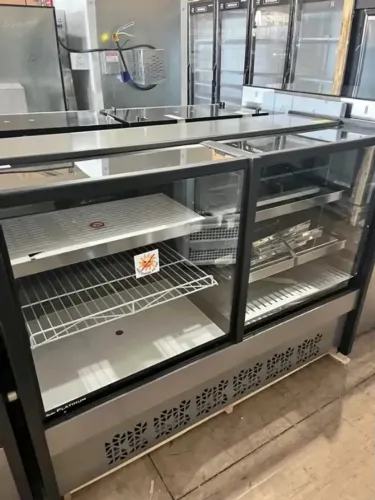 VITRINE 1,50M- 0,75CM ESTUFA/ 0,75CM REFRIGERADA