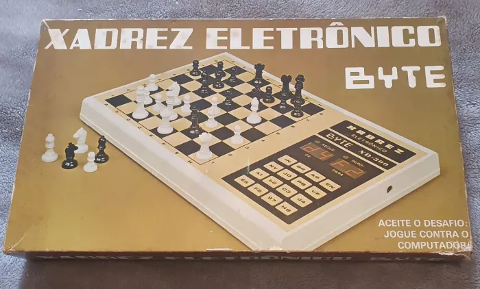 Xadrez Eletronico Byte XD 300 completo de 1982