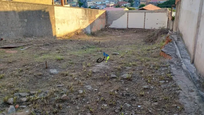 LOTE 356m² | PROJETO APROVADO | BAIRRO SANTA CRUZ