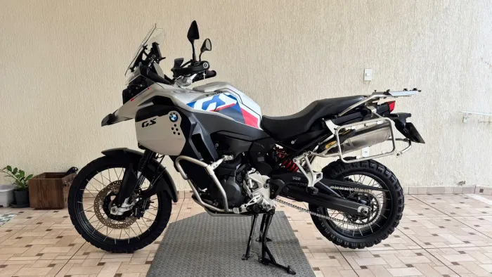 BMW F 900 GS Adventure Plus 2026
