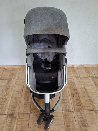 Carrinho de bebê- Safety
